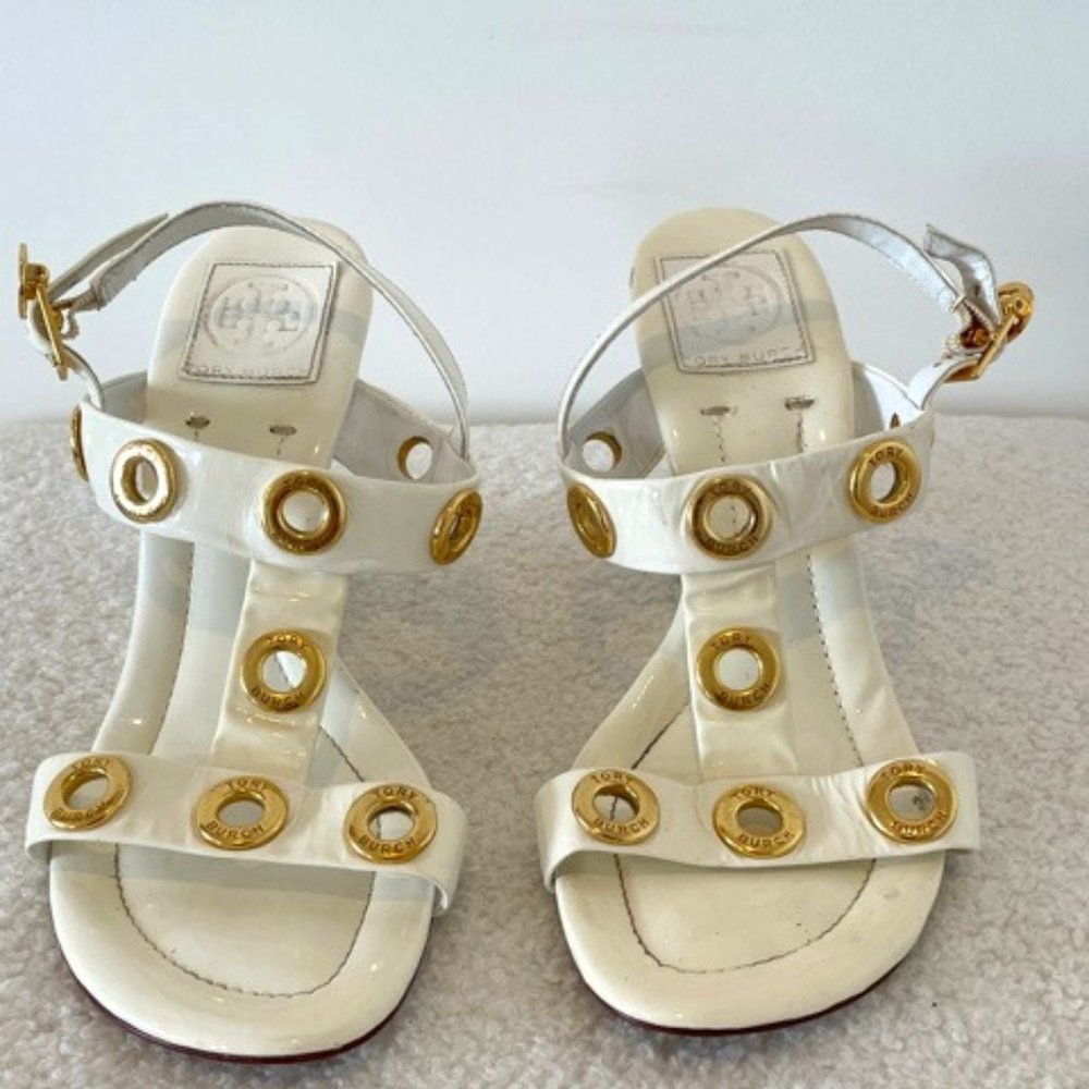 Tory Burch Grommet Patent Wedge sz 8.5